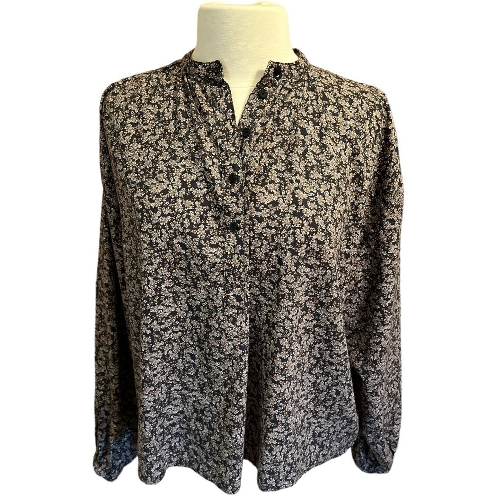 Universal Thread Shirt Black Floral Oversize Lightweight Long Sleeve Cottage Med